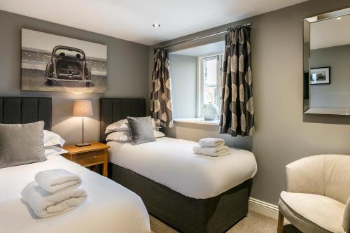 The Lodge @ Carus Green - main image