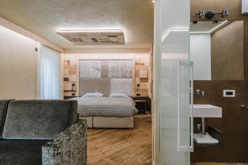 Albergo Hotel Chalet Pineta - image 10