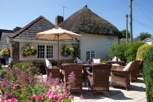 Yalbury Cottage - image 4
