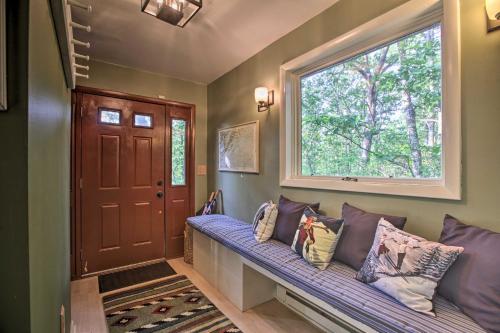 A-Frame Cabin with Grill Steps to Wintergreen Slopes - main image