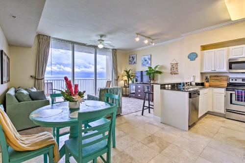 Beachfront Condo with Balcony Less Than 2Mi to Gulf World - image 8