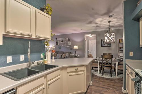 Aurora Condo with Patio Mins to Breweries and Parks - image 9