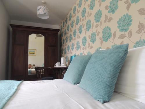 The Downs Hotel - image 8