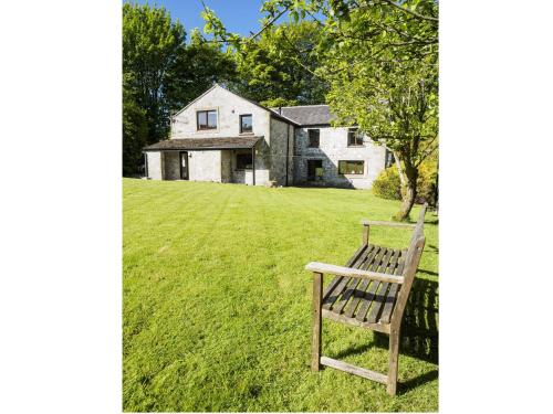 Foxlow Coach House - Accommodation - Buxton