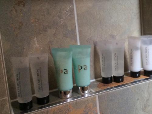 The Fitzrovia Belle Hotel - image 12