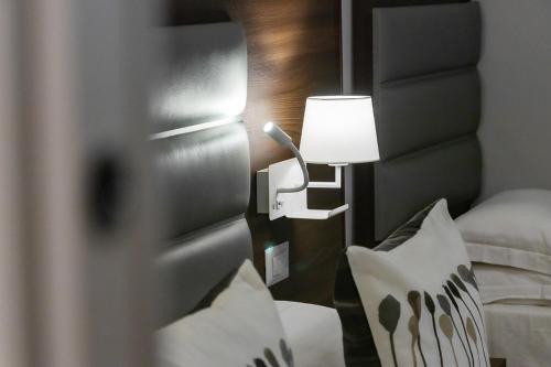 Re Vittorio De Luxe - image 12
