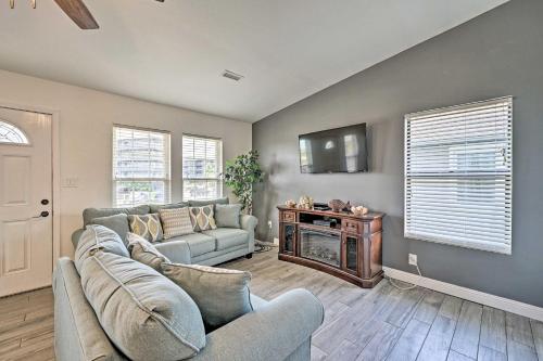Sunny Townhome with Marsh Views and Walk to Beach - main image
