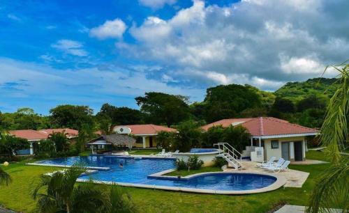 Guanacaste Villagge
