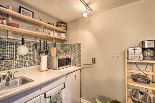Sunny Mission Hills Apt with Patio 2 Mi to SAN! - main image