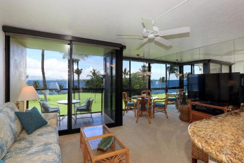 Kihei Surfside #411 by Ali'i Resorts - image 2