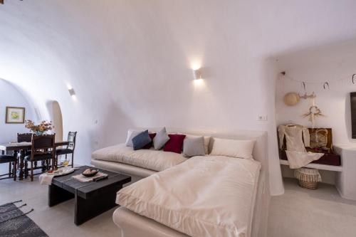 Abelis Canava Luxury Suites - image 2