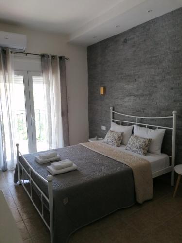  Ai Nies Studio 1, Ferienwohnung in Soúrpi