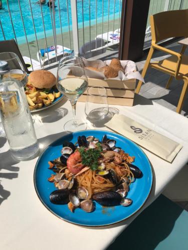 Sisan Family Resort - image 12