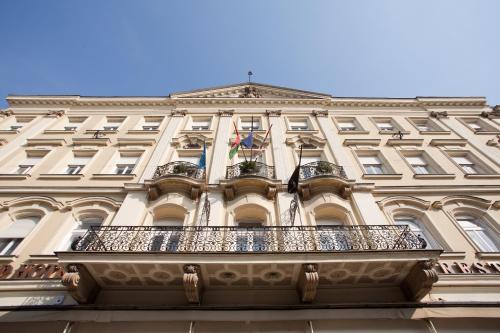 Entrance, Pannonia Hotel in Sopron