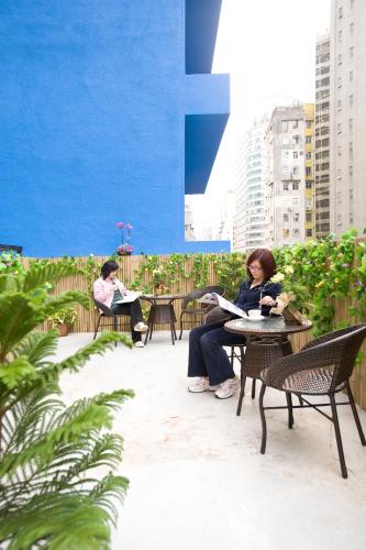 beranda/teres, Mingle by The Park in Wanchai