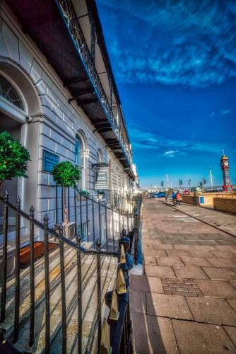 A környék, Gloucester House in Weymouth Városközpont