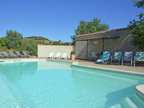 Posh Villa in Villarzel du Razes with Heated Pool & Garden gîte à louer Montclar