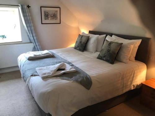 2 twin beds