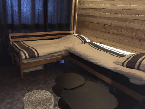 Lac du Lou, au pied des pistes