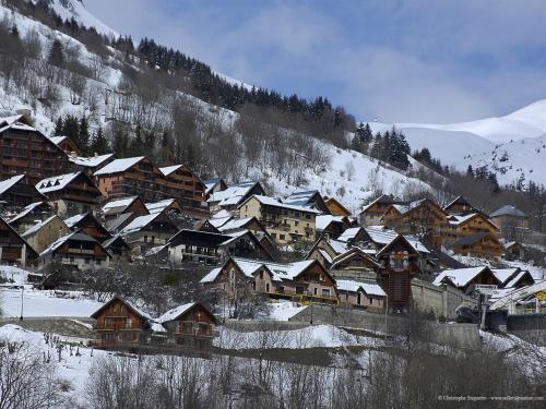 Chalet du Verney - image 5