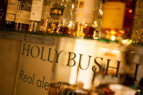 Hollybush Inn - image 4