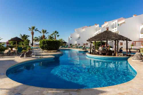 Regency Torviscas Apartments And Suites