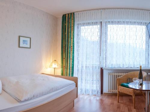 1 twin bed