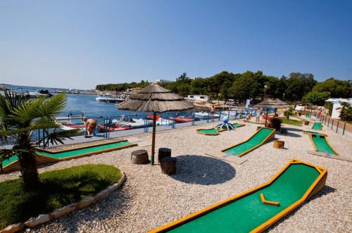 Easyatent Safari tent Zelena Laguna – Porec, IA