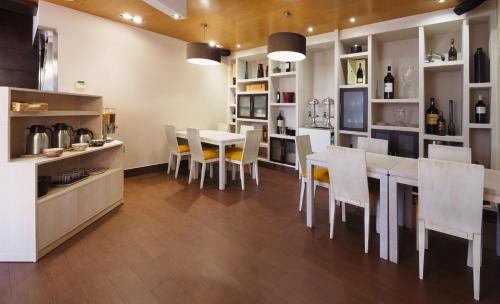 Hotel Apartamentos Dabarca - image 8