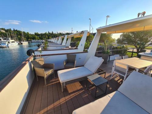 Marina Seahouse Brina – Portoroz, MO