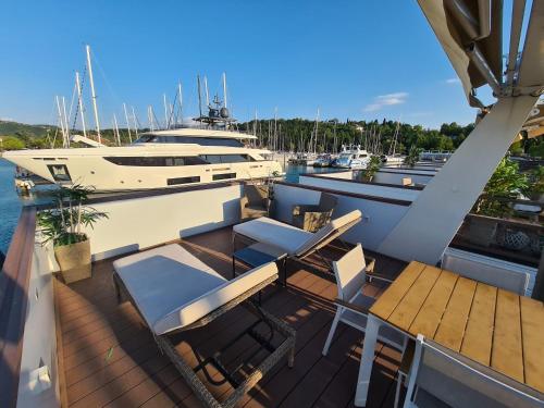 Marina Seahouse Brina – Portoroz, MO