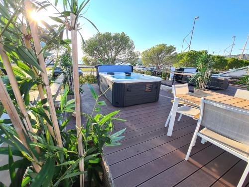 Marina Seahouse Brina – Portoroz, MO