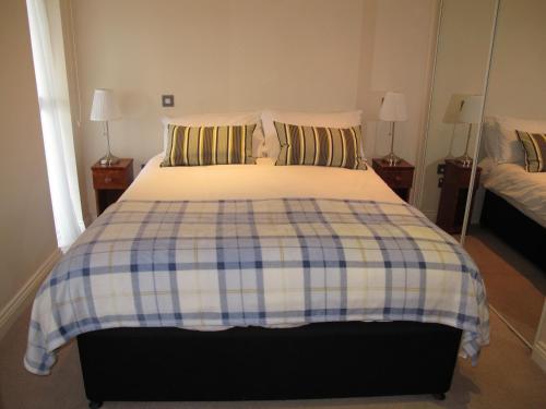 Churchill Two Bedroom Apartments - image 4