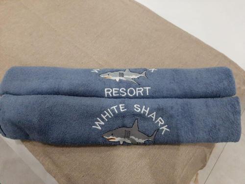 WHITE SHARK RESORT