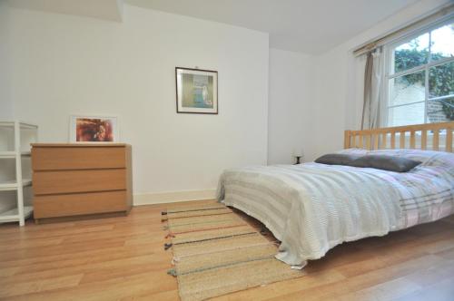 Picture of Large Garden Flat In The Heart Of Islington