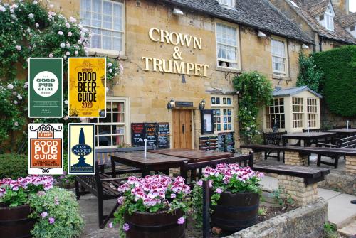 Crown and Trumpet Inn - Accommodation - Broadway