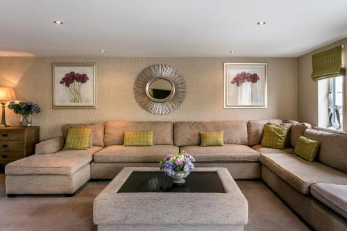 Carus Green Golf Club Townhouse - main image