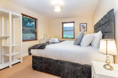 Apartment 4 Hillbrook House Malvern - Guest Homes - image 8