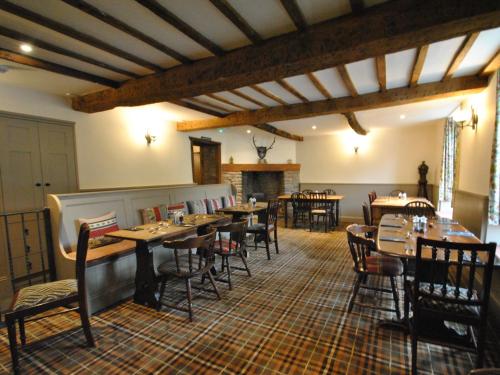 The Hood Arms - image 2