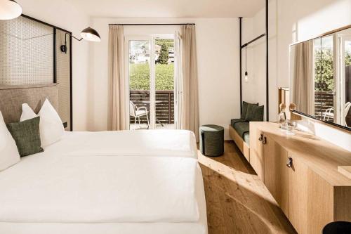 Hotel Traminerhof Room Type - Standard Double Room