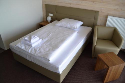 Single Room with Terrace