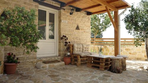 Studio Ioanna - Oasis holiday houses