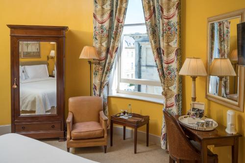 Dukes Hotel
