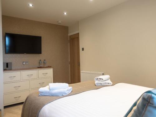 The Kings Cross Hotel - image 11