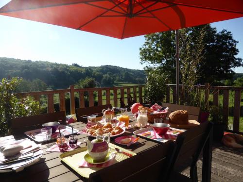 B&B Thoiré-sur-Dinan - La Haute Forge B&B - Bed and Breakfast Thoiré-sur-Dinan