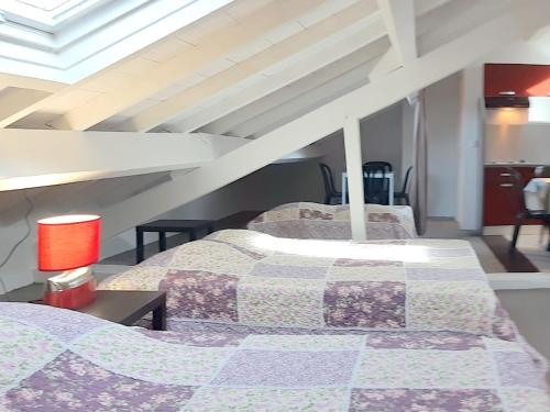6 double beds