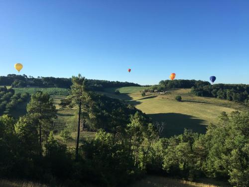 Les Hauts du Coustalier - Location saisonnière - Doissat