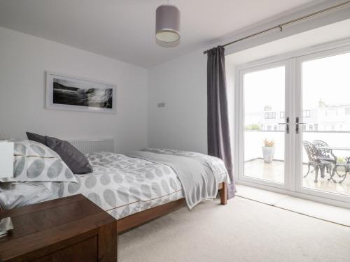 The Lookout - image 6