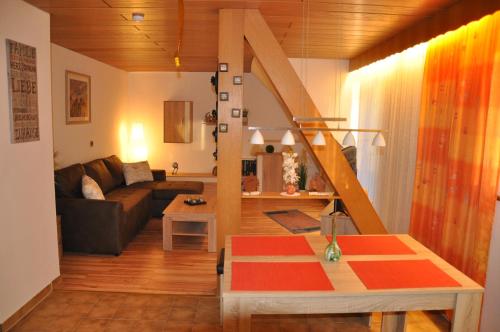 Rentrisch am Waldrand in St. Ingbert