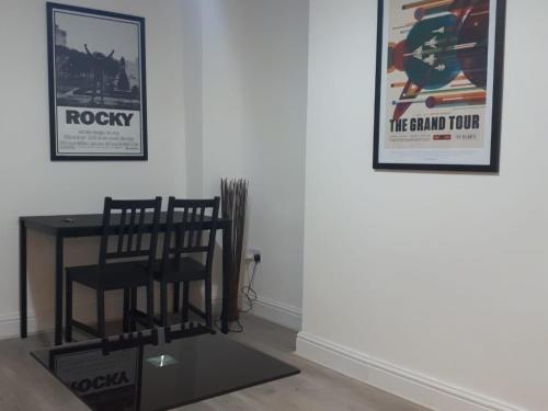 Marble Apartments Broadway Two - image 9